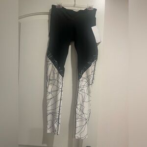 Black and White Abstract Leggings